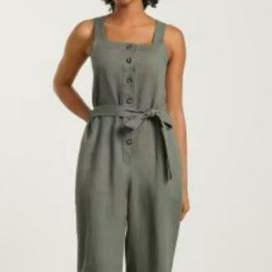 NWT - Everlane - Linen Jumpsuit - size sold out